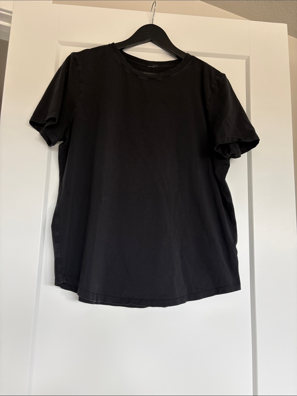 lululemon athletica love crewneck  Black Short Sleeve